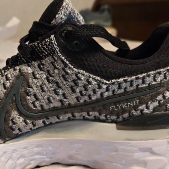 Nike Interact Run Shoes - Picture 6 of 7